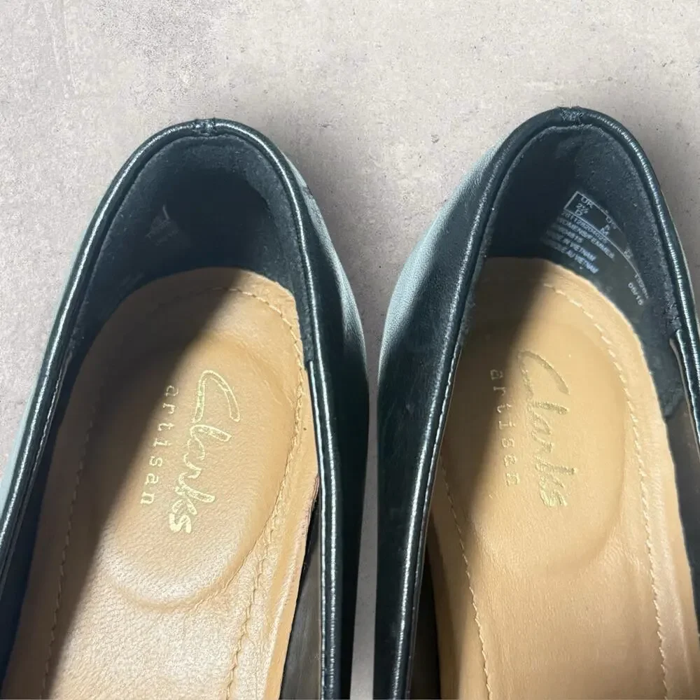 Clarks Artisan Women's Black Leather Slip On Wedge Heel SZ/5M